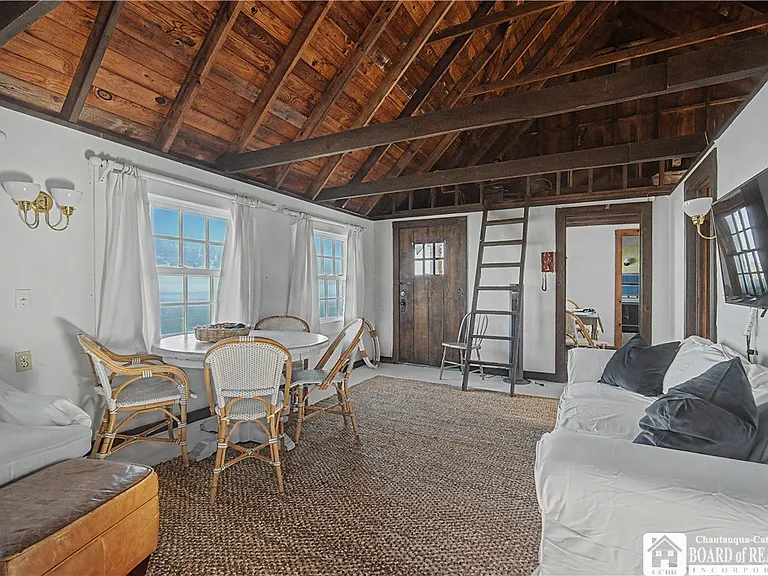 A Toymaker's Legacy Cottage on Lake Erie in Fredonia