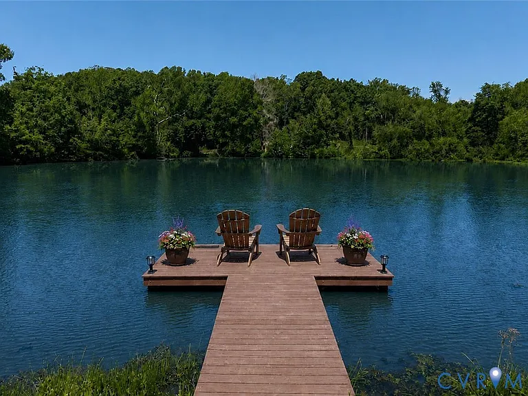 Forty-Two Acres and a Private Lake in Southside